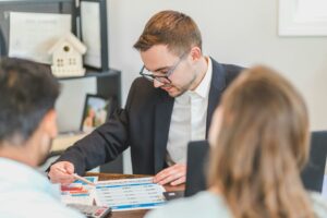 Votre conseiller financier vous a menti ? Ce que dit la loi californienne