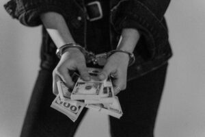 Fraude financière en Californie : comment savoir si vous êtes victime sans le savoir ?